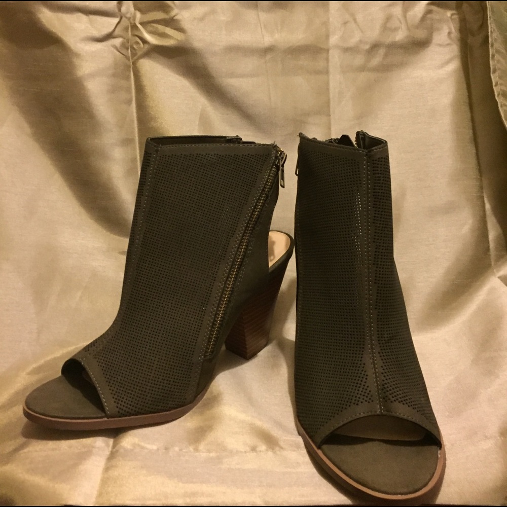 Women’s booties